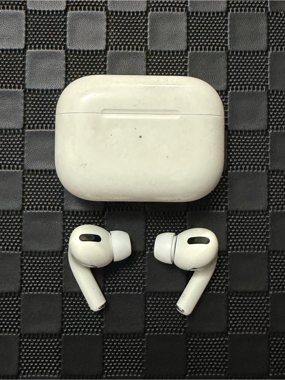 Apple AirPods Pro 1st Generation for Parts